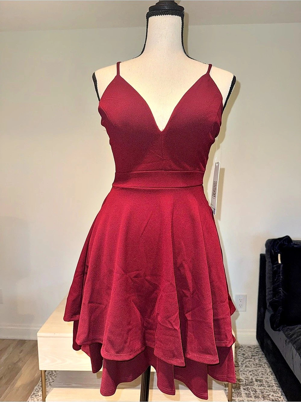Emerald Sundar Lace Back Mini Dress in Red Size XS NWT